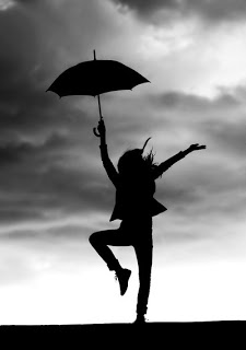 வேறு வேறு மழை 04558-dance_in_the_rain_by_marinshe